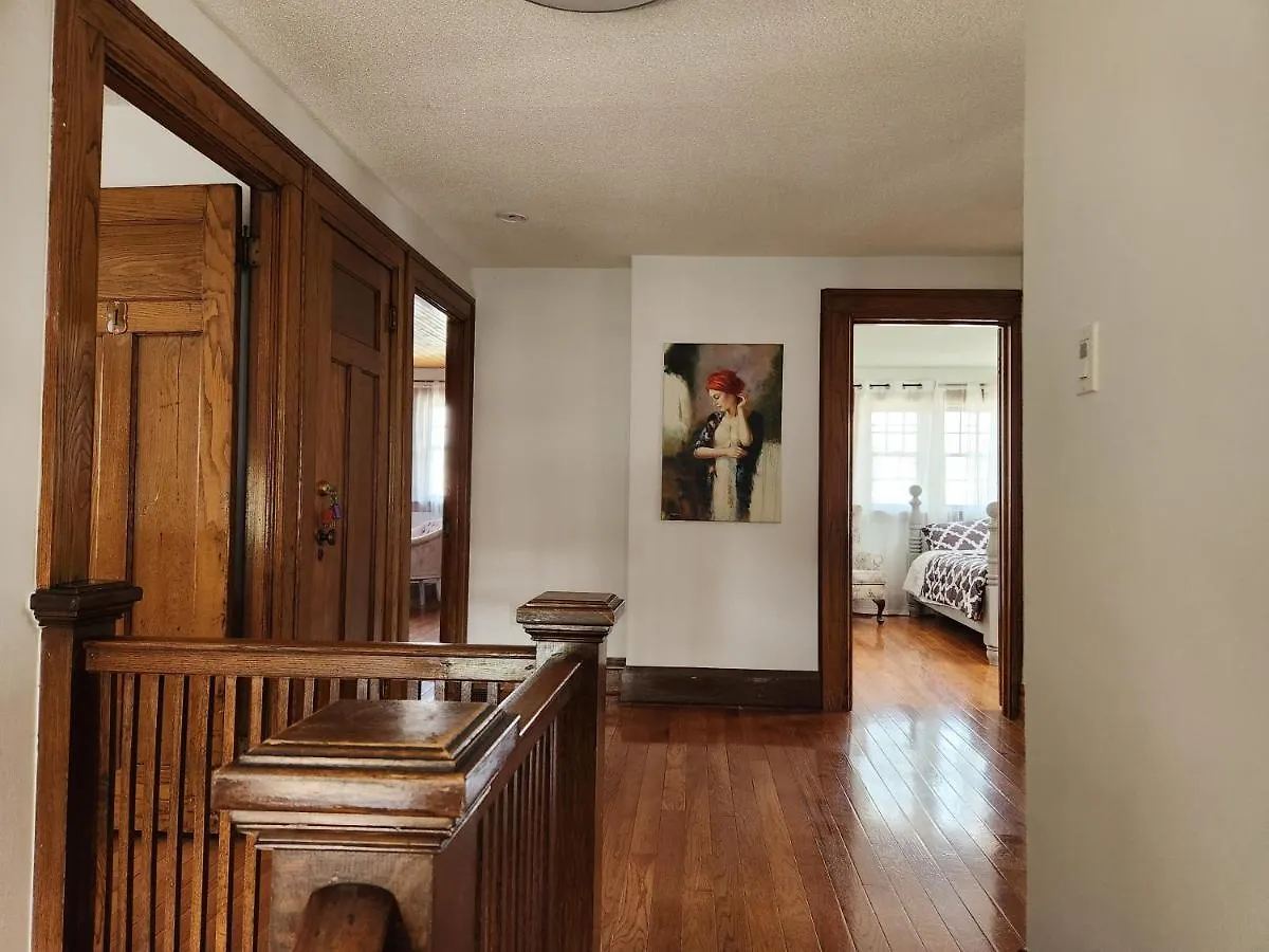 Classic Home Niagara Falls Holiday home